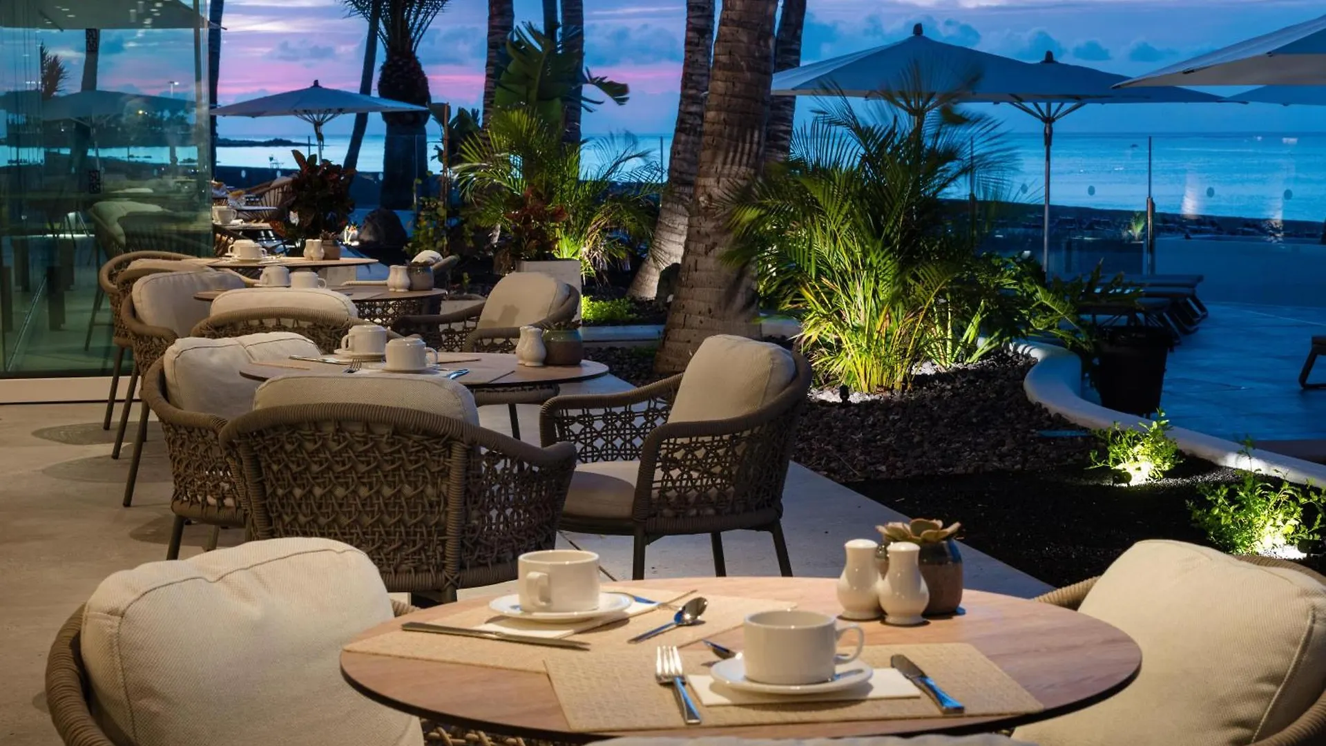 Plus Fariones Suite Hotel Puerto del Carmen  4*, Puerto del Carmen (Lanzarote)