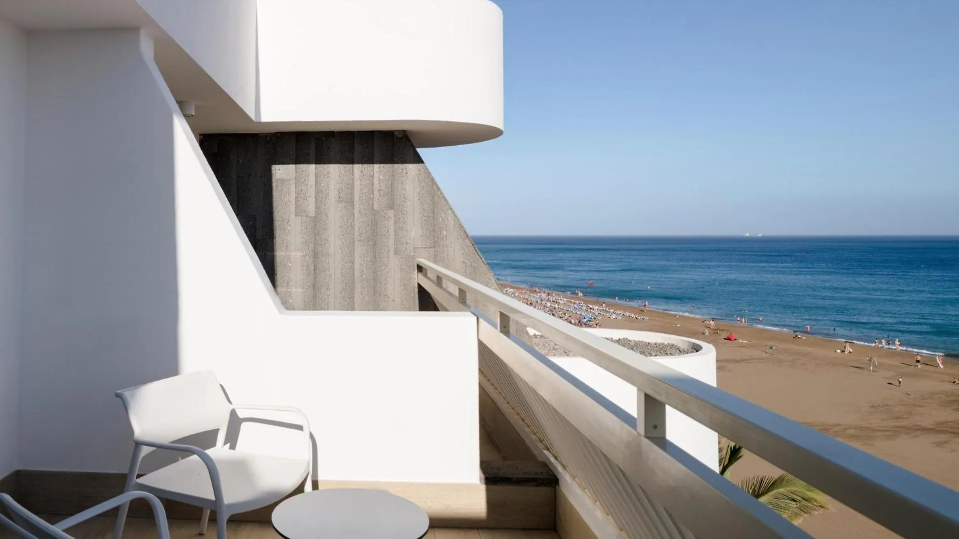 Plus Fariones Suite Hotel Puerto del Carmen  4*, Puerto del Carmen (Lanzarote)