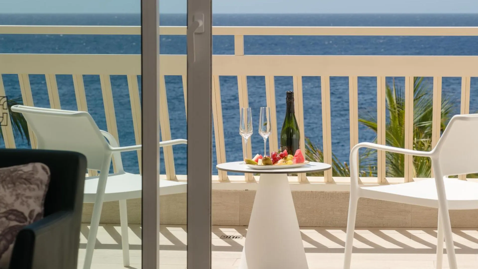 Plus Fariones Suite Hotel Puerto del Carmen